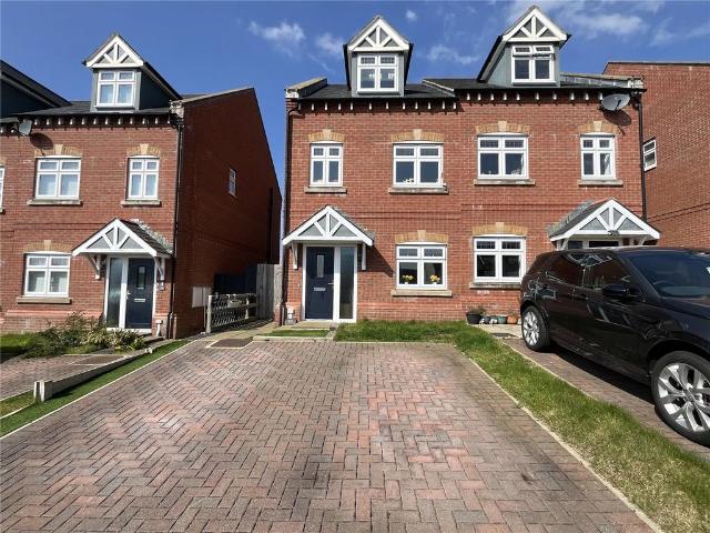 3 bedroom townhouse for sale