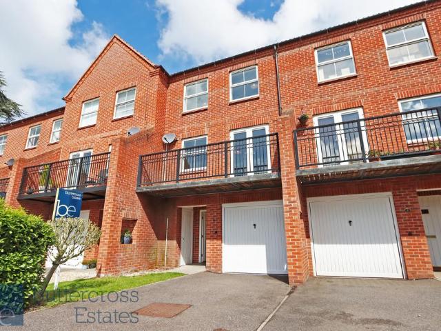 3 bedroom townhouse for sale