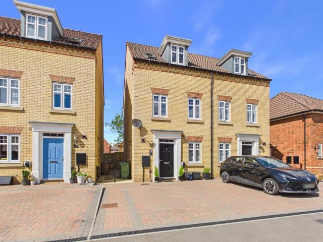 3 bedroom townhouse for sale