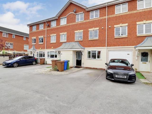 3 bedroom townhouse for sale