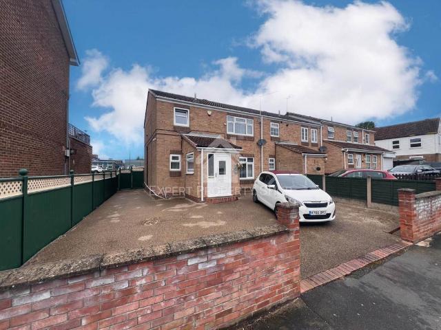 3 bedroom townhouse for sale