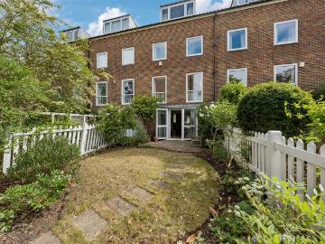 3 bedroom townhouse for sale
