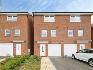 3 bedroom townhouse for sale