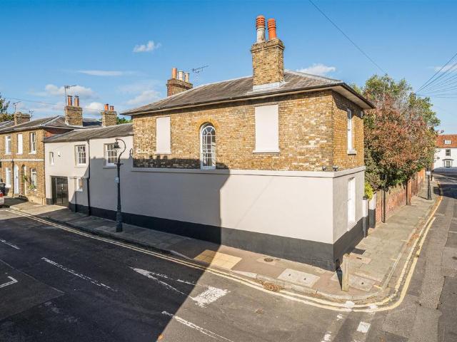 3 bedroom townhouse for sale