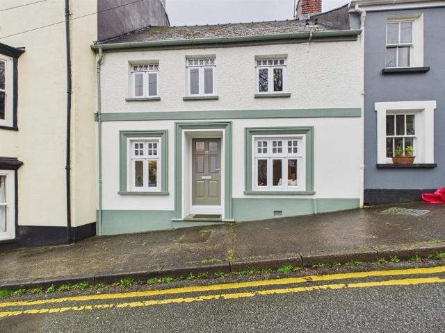 3 bedroom townhouse for sale