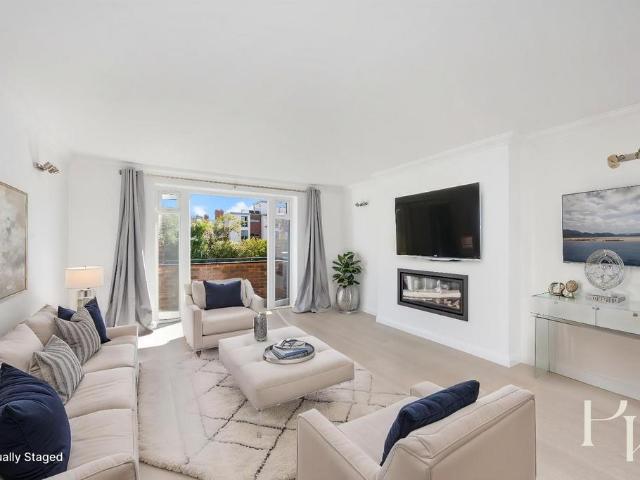 3 bedroom townhouse for sale