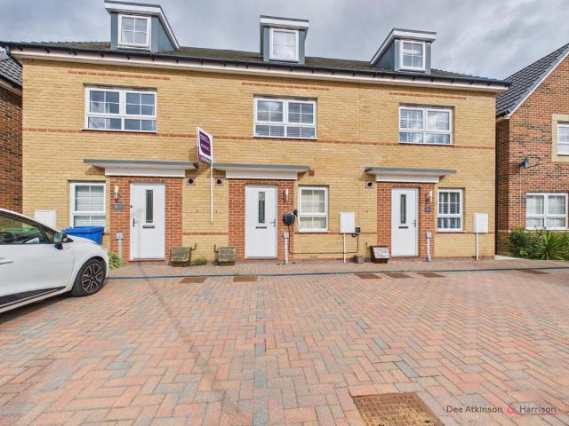 3 bedroom townhouse for sale