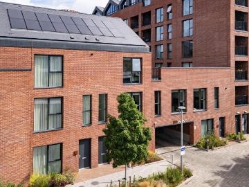 3 bedroom townhouse for sale