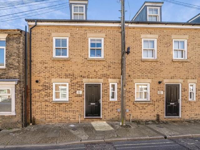 3 bedroom townhouse for sale