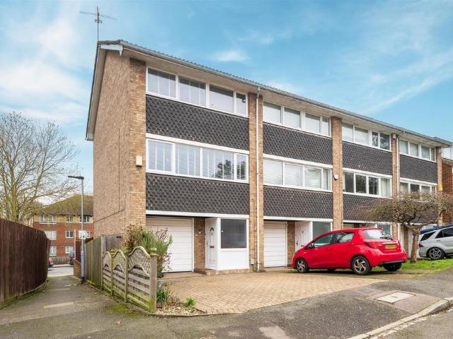 3 bedroom townhouse for sale
