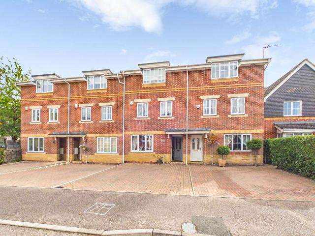 3 bedroom townhouse for sale