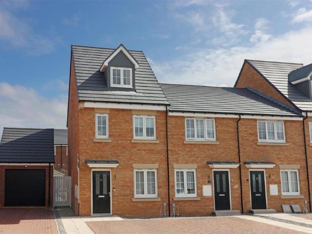3 bedroom townhouse for sale