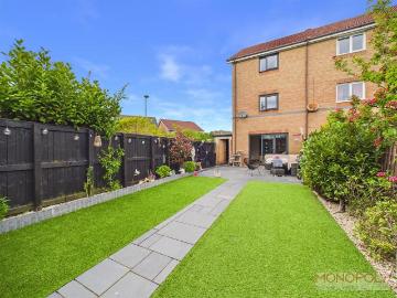 3 bedroom townhouse for sale