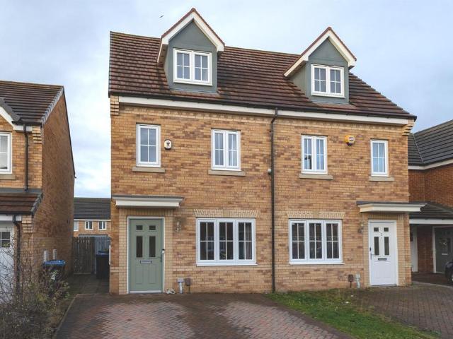 3 bedroom townhouse for sale