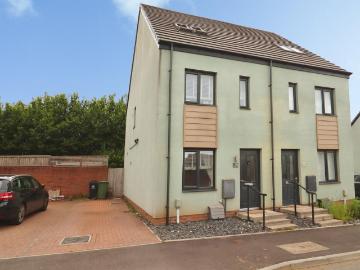 3 bedroom townhouse for sale