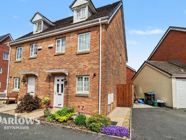 3 bedroom townhouse for sale