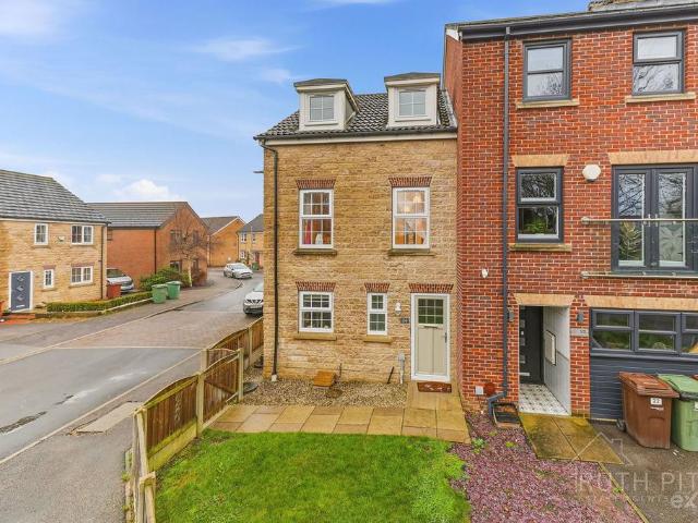 3 bedroom townhouse for sale