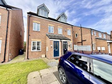 3 bedroom townhouse for sale