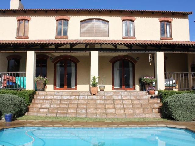 3 Bedroom townhouse freehold to rent in Ranzadale, Wellington
