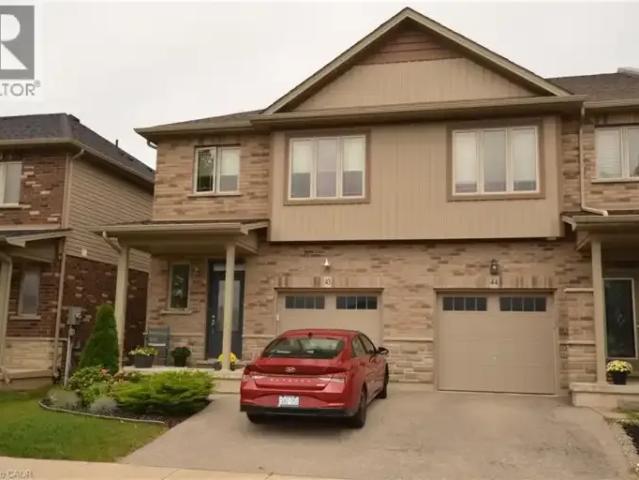 3 Bedroom Townhouse Grimsby ON 104888889