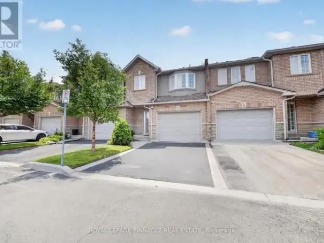 3 Bedroom Townhouse Grimsby ON 103695217