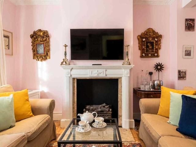 3 bedroom townhouse holiday rental in fashionable Chelsea