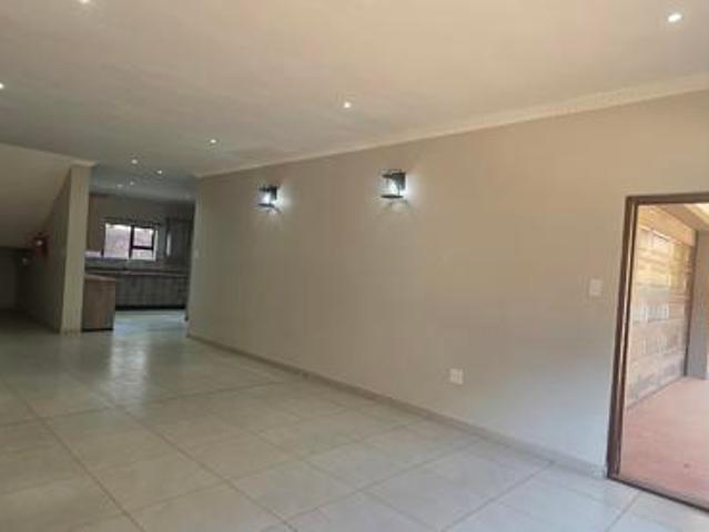 3 Bedroom Townhouse in Makhado Louis Trichardt