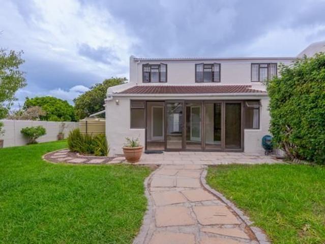 3 Bedroom Townhouse in Meadowridge