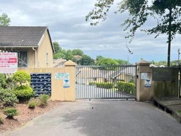 3 Bedroom Townhouse in Montclair