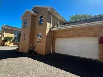 3 Bedroom Townhouse in Nahoon