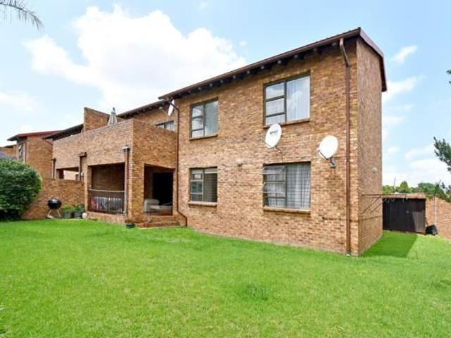 3 Bedroom Townhouse in North Riding