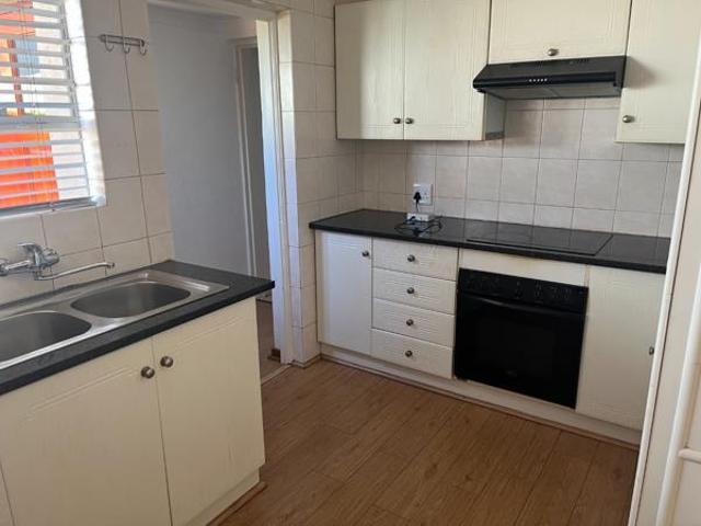 3 Bedroom Townhouse in Norton Park