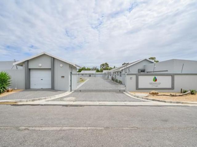 3 Bedroom Townhouse in Overbaakens