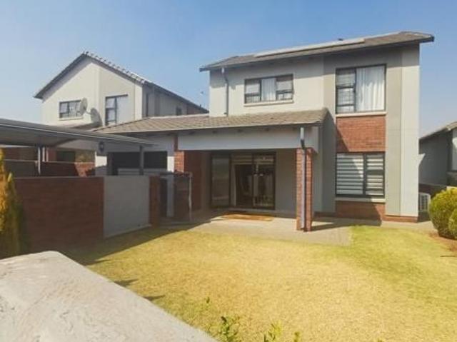 3 Bedroom Townhouse in Amberfield