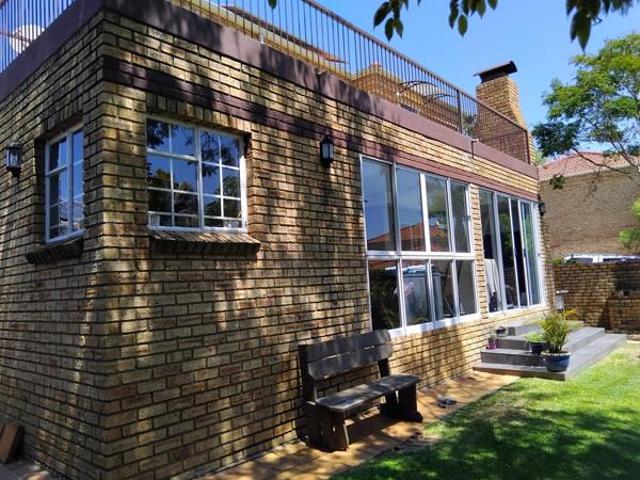 3 Bedroom Townhouse in Amorosa