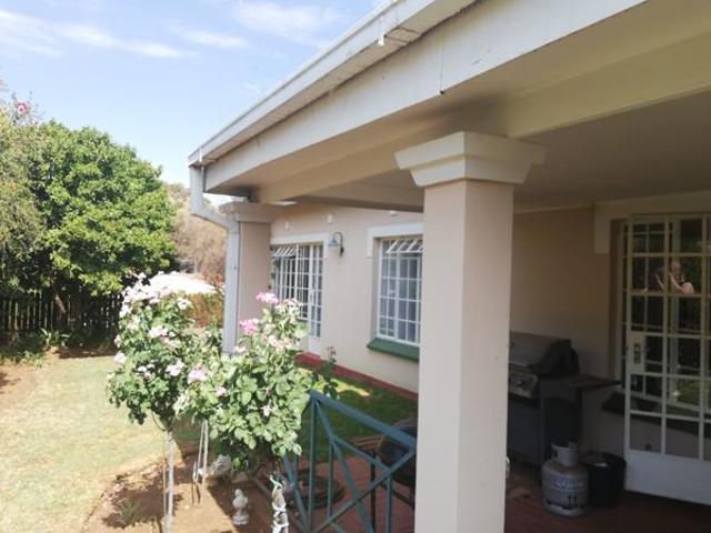 3 Bedroom Townhouse in Arboretum
