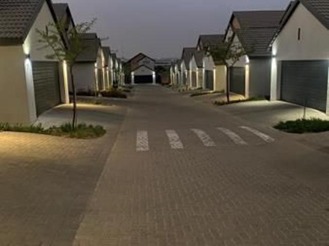 3 Bedroom Townhouse in Broadacres