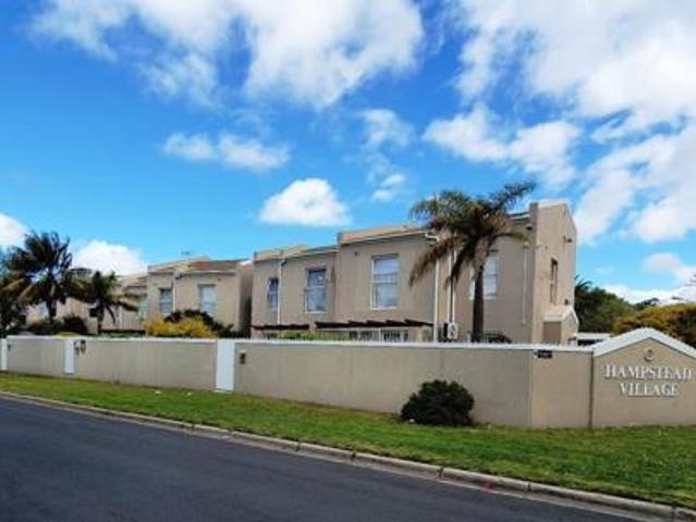 3 Bedroom Townhouse in Claremont