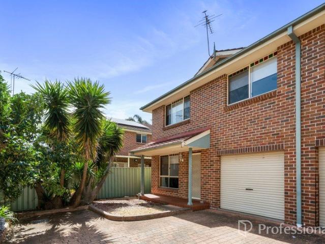 3 Bedroom Townhouse in Convenient Casula Location Walk to Casula Mall & More!