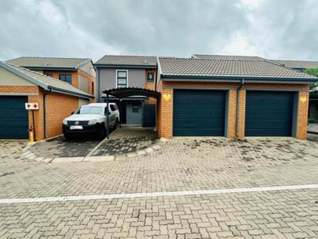 3 Bedroom Townhouse in Derdepoort