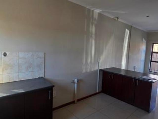 3 Bedroom Townhouse in Diamant Park