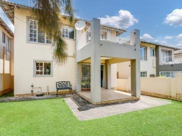 3 Bedroom Townhouse in Diswilmar AH
