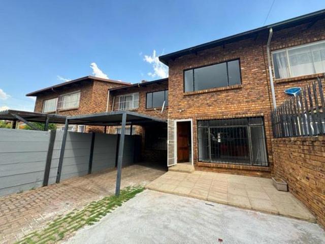 3 Bedroom Townhouse in Florida