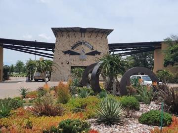 3 Bedroom Townhouse in Glen Marais