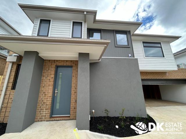 3 Bedroom Townhouse in Great Location