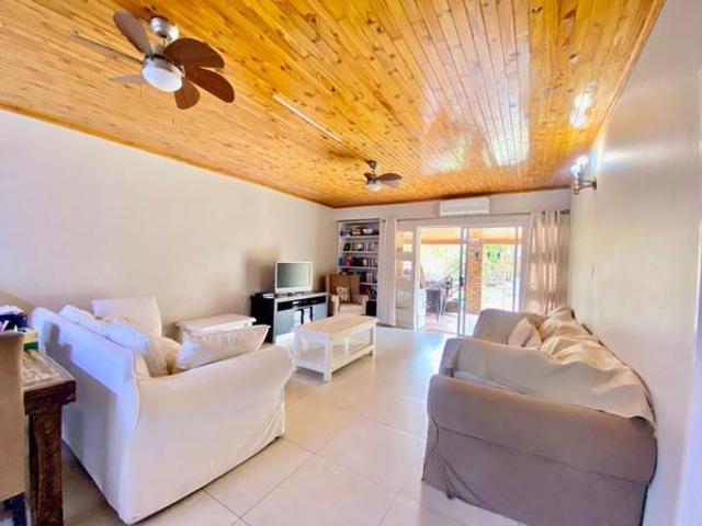 3 Bedroom Townhouse in Hutten Heights