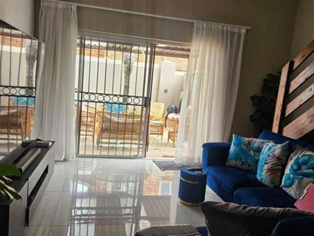 3 Bedroom Townhouse in Heuwelsig Estate
