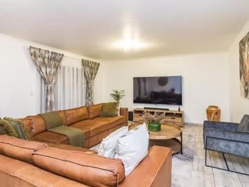 3 Bedroom Townhouse in Honeydew Manor