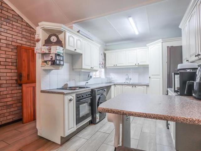 3 Bedroom Townhouse in Ifafi