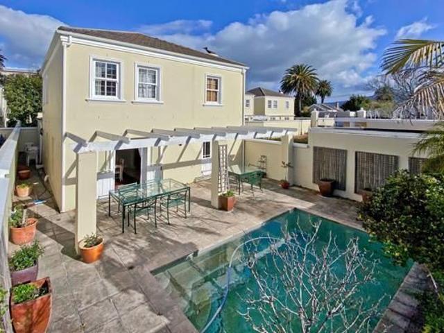 3 Bedroom Townhouse in Kenilworth Upper